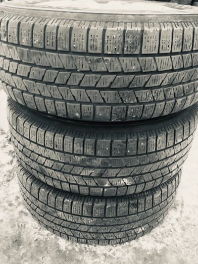Лот: 15696619. Фото: 1. Шины Pirelli scorpion ice & snow... Шины
