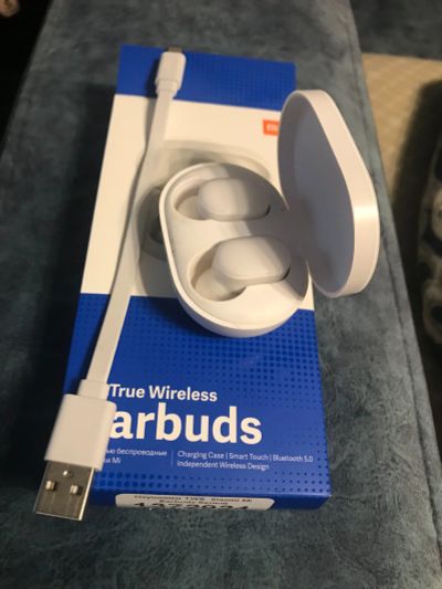 Лот: 16915985. Фото: 1. Xiaomi Earbuds. Наушники, гарнитуры