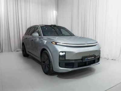 Лот: 25267009. Фото: 1. Внедорожник LiXiang L9 2025. Автомобили