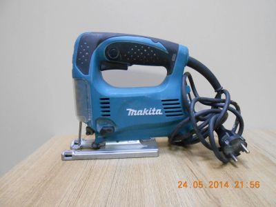 Лот: 4133684. Фото: 1. Продам лобзик Makita 4329 в отличном... Электроинструмент