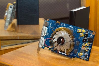 Лот: 2936160. Фото: 1. Видеокарта ASUS EN8600GTS PCI-E... Видеокарты