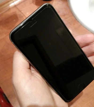 Лот: 12887984. Фото: 1. iPhone 6 16GB рабочий!. Смартфоны