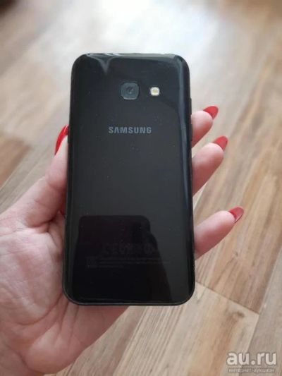 Лот: 15282548. Фото: 1. Samsung A3 2017. Смартфоны