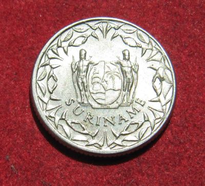 Лот: 20870772. Фото: 1. Суринам 10 центов, 1966г. Америка