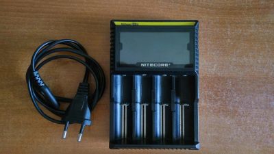 Лот: 11735727. Фото: 1. Nitecore D4 умное зарядное устройство... Зарядные устройства, блоки питания для бытовой техники