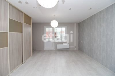 Лот: 20676473. Фото: 1. Продам 2-комн. кв. 67.7 кв.м... Квартиры, студии
