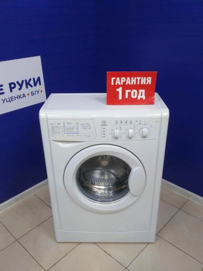 Лот: 14794092. Фото: 1. Стиральная машина indesit wiul... Стиральные машины