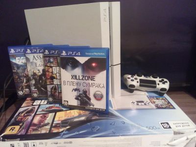 Лот: 7537663. Фото: 1. Playstation 4 White. Ps4 белая... Игровые приставки, консоли