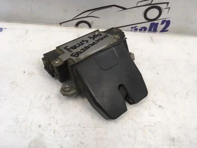 Лот: 21711686. Фото: 1. замок багажника Ford Focus CB4. Двигатель и элементы двигателя