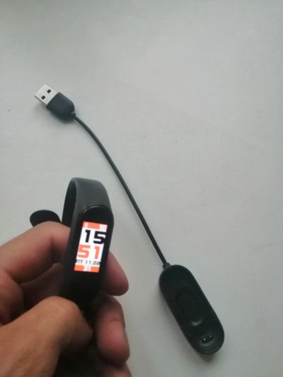 Лот: 19079694. Фото: 1. Mi Band 4. Смарт-часы, фитнес-браслеты, аксессуары