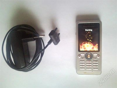 Лот: 534322. Фото: 1. Sony Ericsson Walkman W302. Кнопочные мобильные телефоны