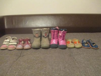 Лот: 6414301. Фото: 1. 6 пар детской обуви (21-23) на... Другое (обувь)