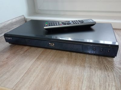 Лот: 17441679. Фото: 1. Blu ray плеер Sony bdp s350. DVD, Blu-Ray плееры