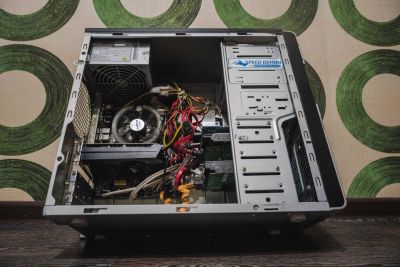Лот: 9914563. Фото: 1. Игровой компьютер Intel Core i5-4460... Компьютеры в сборе