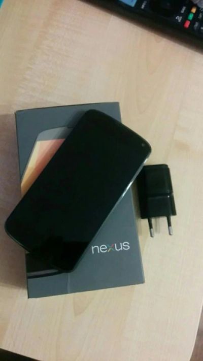 Лот: 8528091. Фото: 1. LG Nexus 4 (E960) в идеальном... Смартфоны