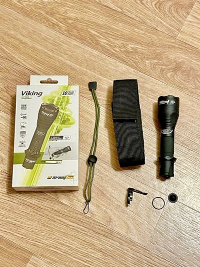 Лот: 19583270. Фото: 1. Тактический фонарь Armytek Viking... Фонарики