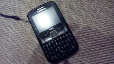 Лот: 6896285. Фото: 1. Samsung GT-E2222. Кнопочные мобильные телефоны