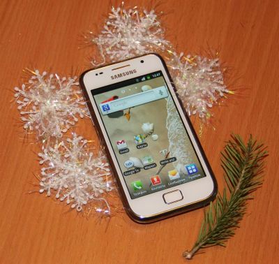 Лот: 3557659. Фото: 1. Обаятельный Samsung Galaxy S Plus... Смартфоны