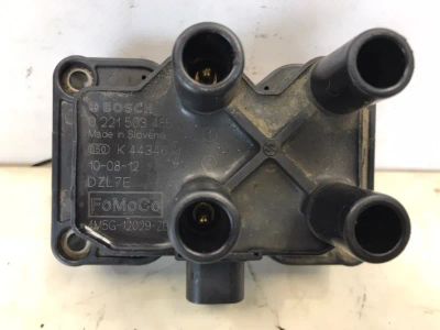 Лот: 21707847. Фото: 1. катушка зажигания Ford Focus CB4. Электрооборудование