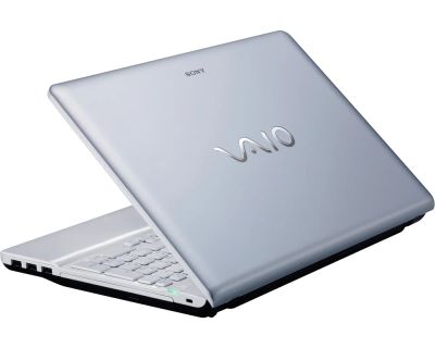 Лот: 3919804. Фото: 1. Продам ноутбук Sony VAIO VPC-EE3E1R... Ноутбуки