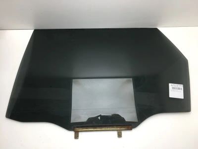 Лот: 20516099. Фото: 1. Стекло двери Toyota Caldina 1999... Кузов