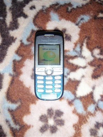 Лот: 217313. Фото: 1. Телефоны: Sony Ericsson j200i... Кнопочные мобильные телефоны