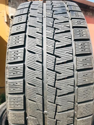 Лот: 20730548. Фото: 1. Kumho Winter Craft Ice WI61 R17... Шины