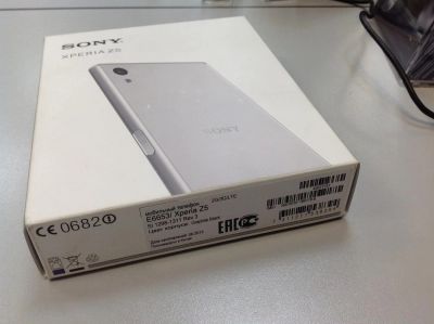 Лот: 8099958. Фото: 1. Смартфон Sony Xperia Z5 e6653... Смартфоны