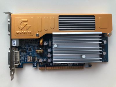 Лот: 20413659. Фото: 1. PCI-E 128Mb Gigabyte GV-NX73G128D-RH... Видеокарты