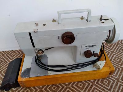 Лот: 19361162. Фото: 1. Швейная машинка Чайка 134A. Швейная, вязальная