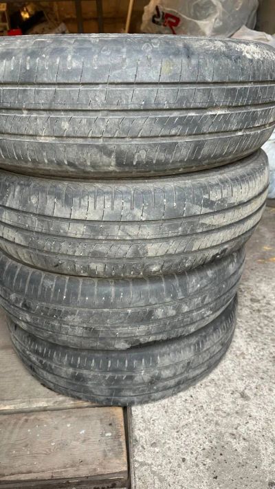 Лот: 25377556. Фото: 1. шины Dunlop 175/65/R15. Шины