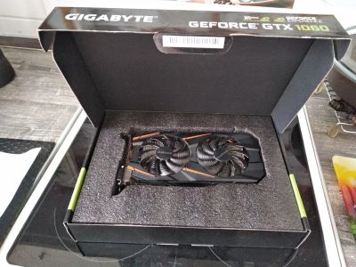 Лот: 16213919. Фото: 1. Видеокарта GigaByte GeForce GTX... Видеокарты