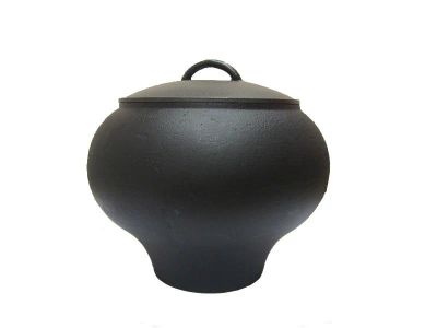Лот: 9471782. Фото: 1. Горшок чугунный 4,0л- КалД /1/. Жаровни, казаны