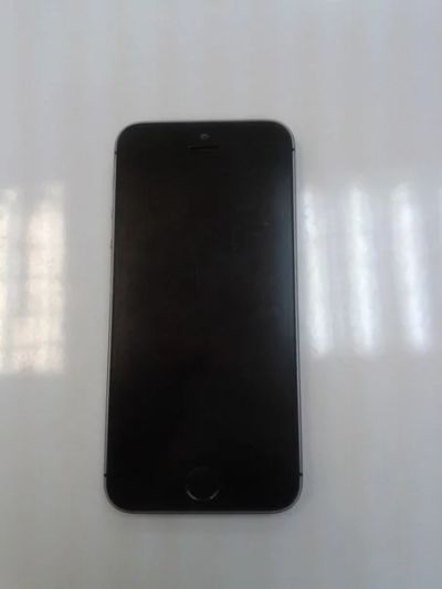 Лот: 3996592. Фото: 1. iPhone 5s grey. Смартфоны