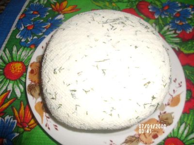 Лот: 5499662. Фото: 1. Домашний Сыр. с зеленью и Чесноком... Молоко и молочные продукты