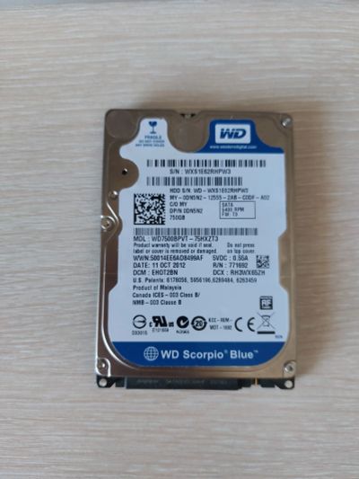 Лот: 20249698. Фото: 1. 2.5 HDD Western Digital Blue 750... Жёсткие диски (HDD)