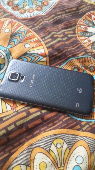 Лот: 5345174. Фото: 1. Galaxy S5 16Gb SH-G900F, еще имеется... Смартфоны