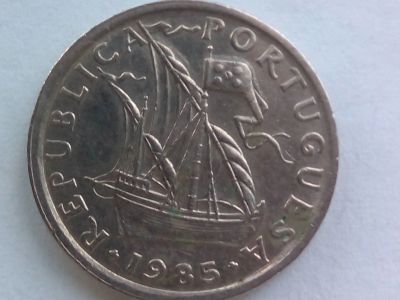 Лот: 14756376. Фото: 1. Монета Португалии 2.5 эскудо. Европа