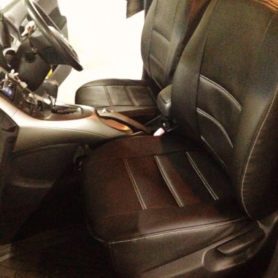 Лот: 8771050. Фото: 1. Авточехлы на Toyota RAV4 2006-2011г... Чехлы, коврики, оплетки руля