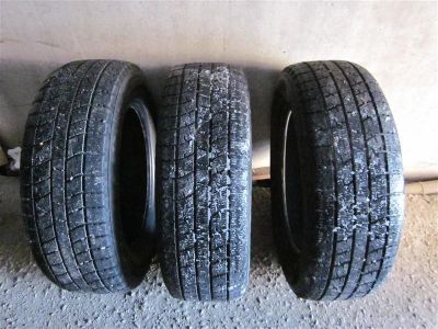 Лот: 2337907. Фото: 1. Продам 2 зимних шины KUMHO ICE... Шины