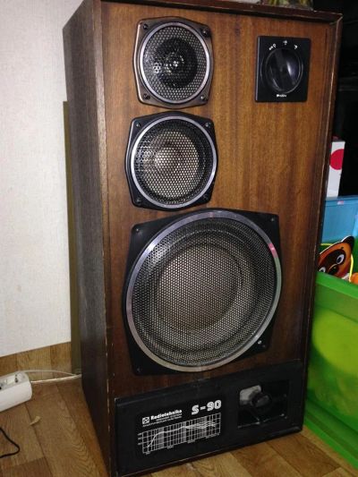 Лот: 3293472. Фото: 1. Колонки Radiotehnika S-90, усилитель... Пассивные акустические системы