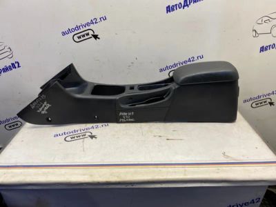 Лот: 21713639. Фото: 1. подлокотник Toyota Avensis ST220. Двигатель и элементы двигателя