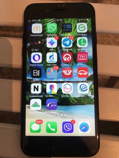 Лот: 16680861. Фото: 1. Iphone 7 128 Мб. Смартфоны