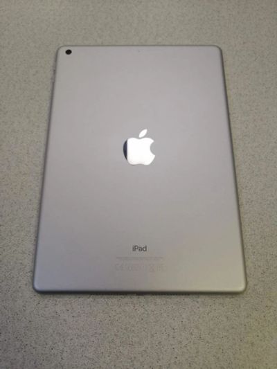 Лот: 17848463. Фото: 1. Apple iPad Wi-Fi 32GB A1822 Silver... Планшеты