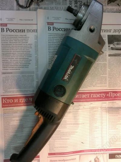 Лот: 1722498. Фото: 1. Угловая шлифмашина "Макита 9049S... Электроинструмент