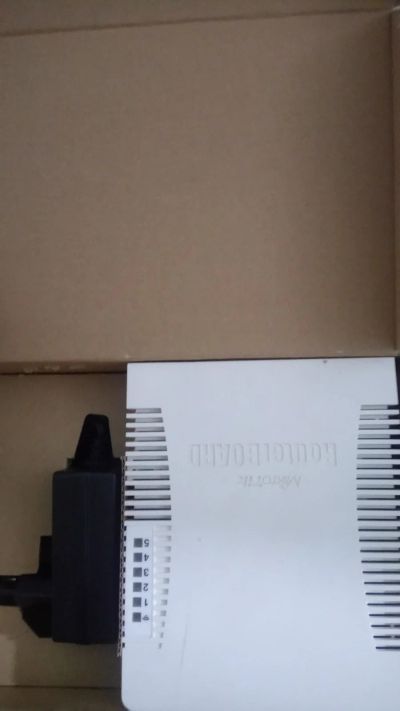 Лот: 15092413. Фото: 1. Mikrotik RB951ui-2HnD. Маршрутизаторы (роутеры)