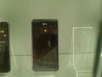 Лот: 3460073. Фото: 1. Новый LG P920 с Гарантией 3D. Смартфоны