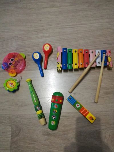 Лот: 14855146. Фото: 1. Детские музыкальные инструменты. Музыкальные