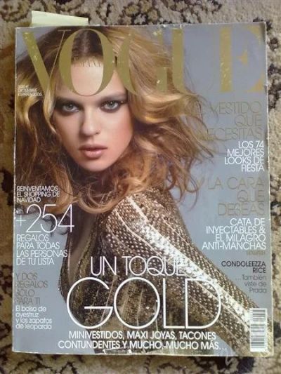Лот: 1663175. Фото: 1. Испанский VOGUE на испанском. Красота и мода