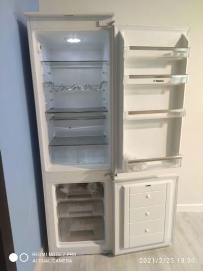 Лот: 16707129. Фото: 1. Встраиваемый холодильник Hansa... Холодильники, морозильные камеры
